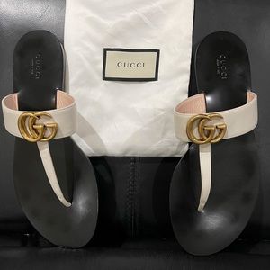 AUTHENTIC Gucci GG white sandals - size 39.5